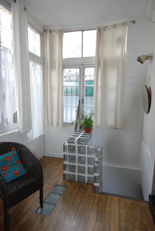 Appartement 2 Pièces Proche du Sacré Coeur Parigi Esterno foto