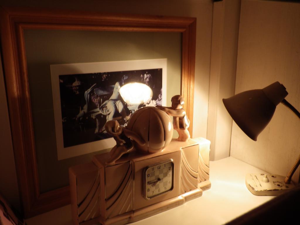 Appartement 2 Pièces Proche du Sacré Coeur Parigi Esterno foto